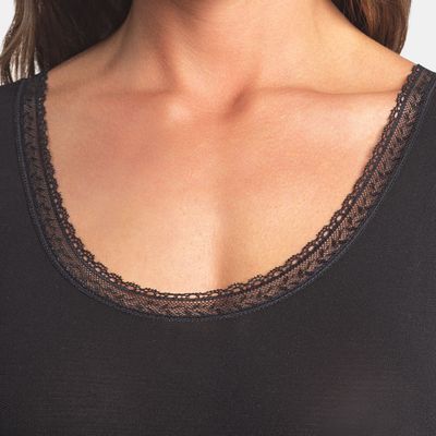 Imagen 2 del producto Camiseta Cuello Redondo Mujer
