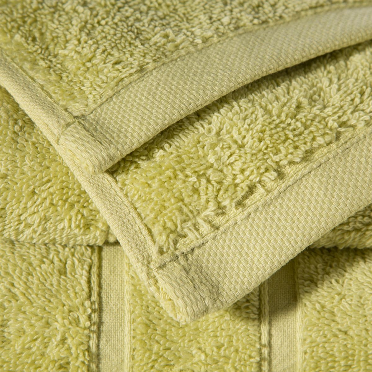 BASEMENT HOME - Toalla Extra Grande de Baño Combed 680 gr