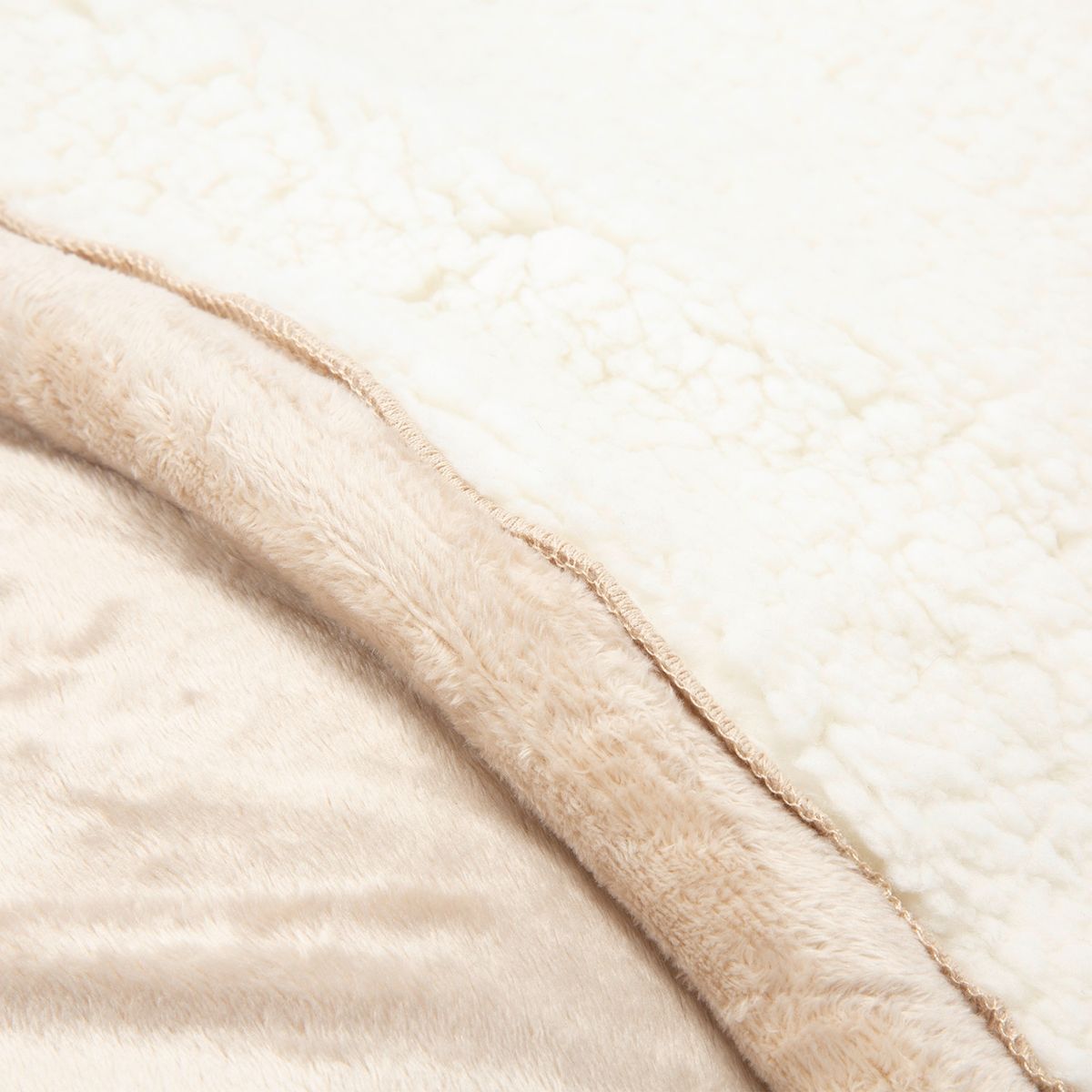 BASEMENT HOME - Frazada Microfleece Sherpa Basement Home