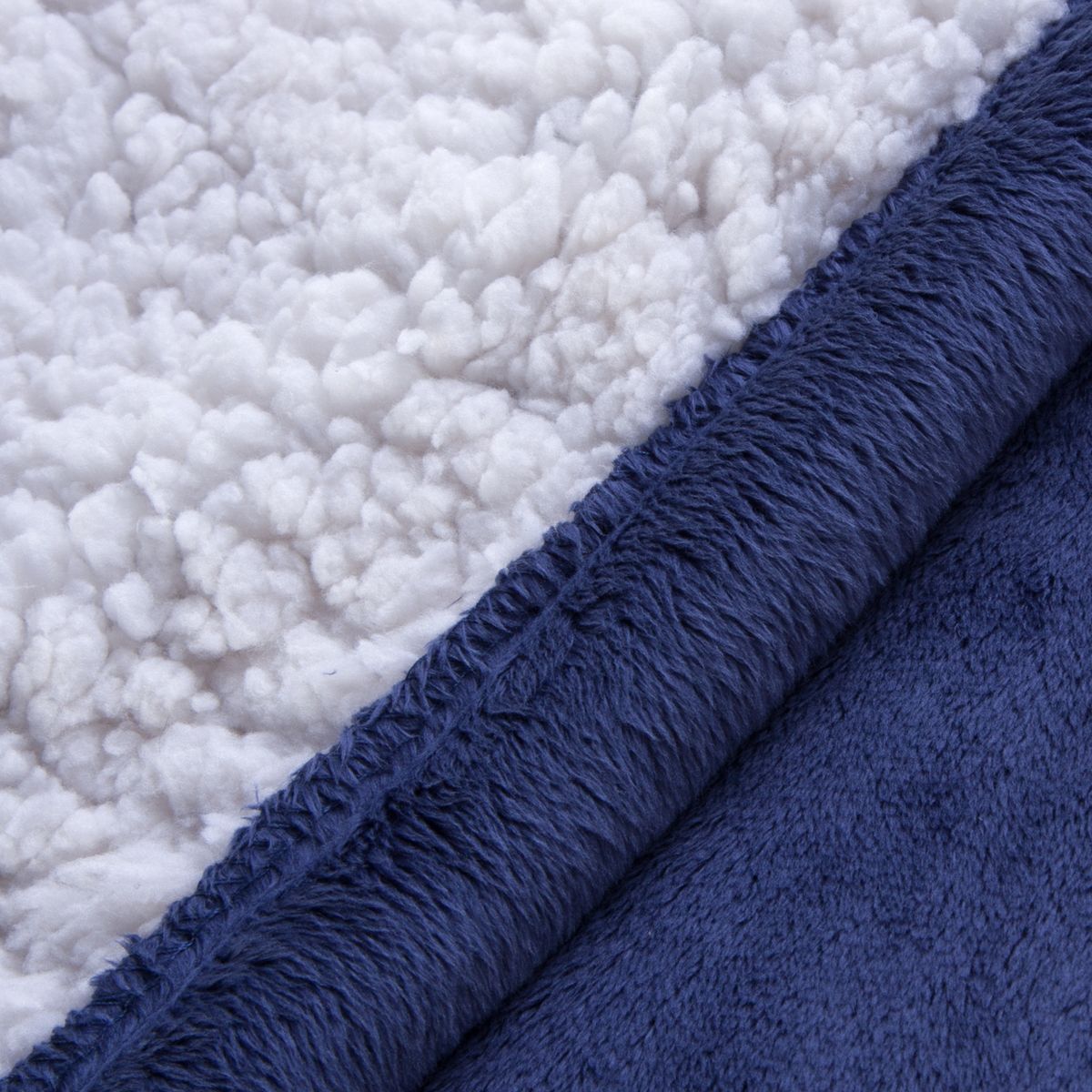 BASEMENT HOME - Frazada Microfleece Sherpa Basement Home
