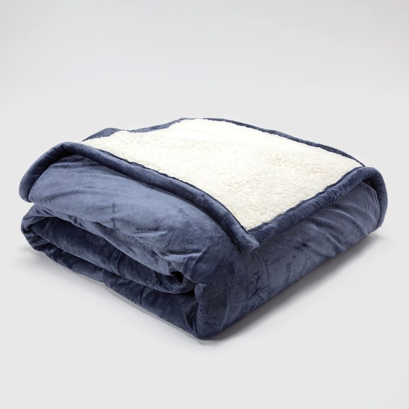 BASEMENT HOME - Frazada Microfleece Sherpa Basement Home