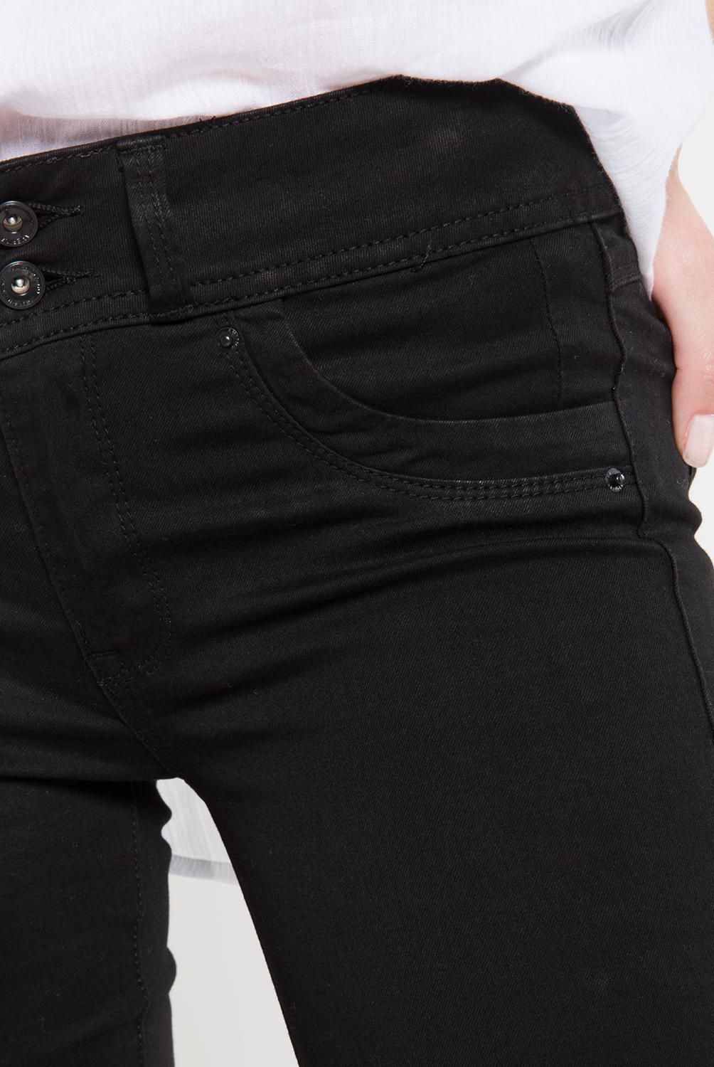  - Jeans