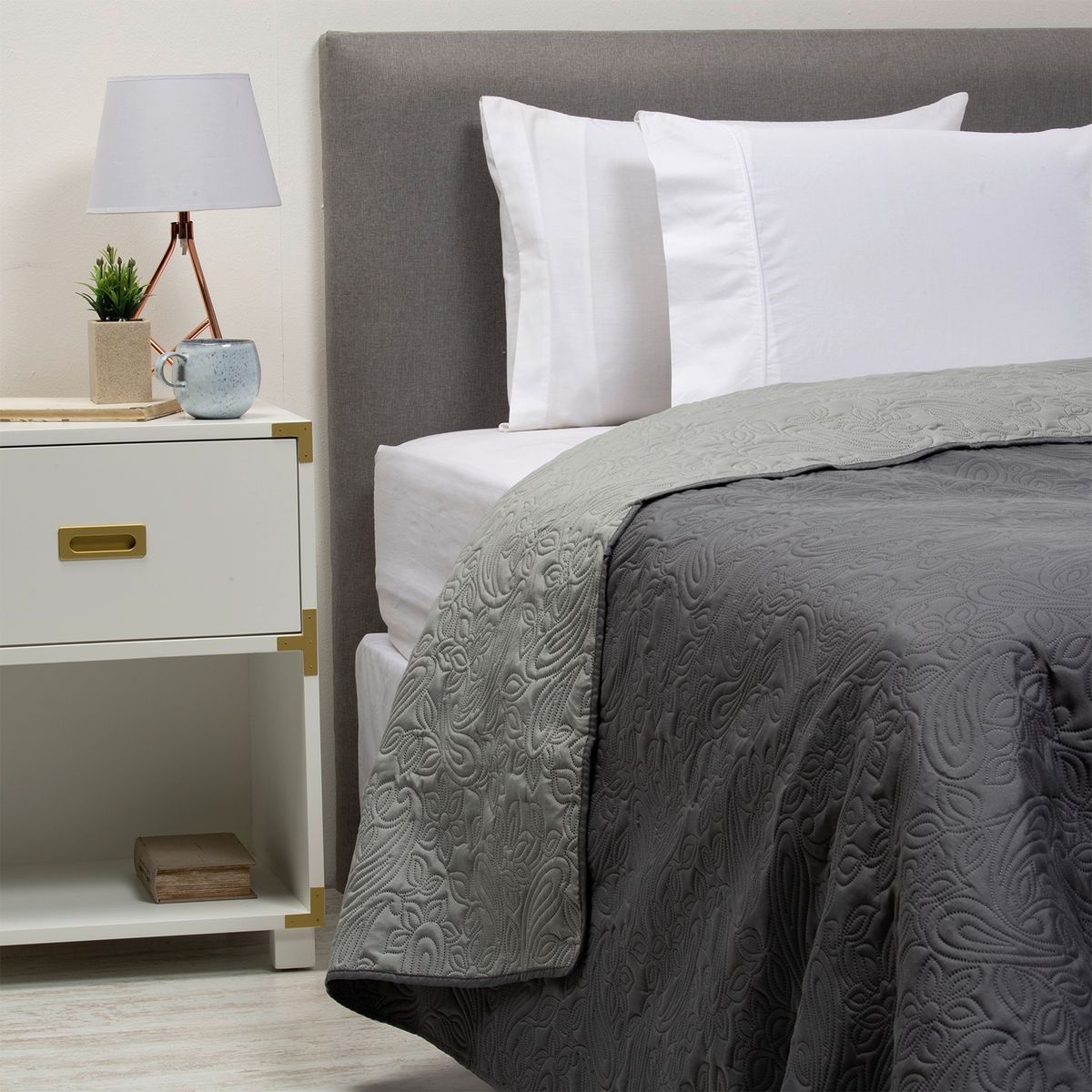 AMBIENTA - Cubrecama Bicolor Gris/Negro Ambienta