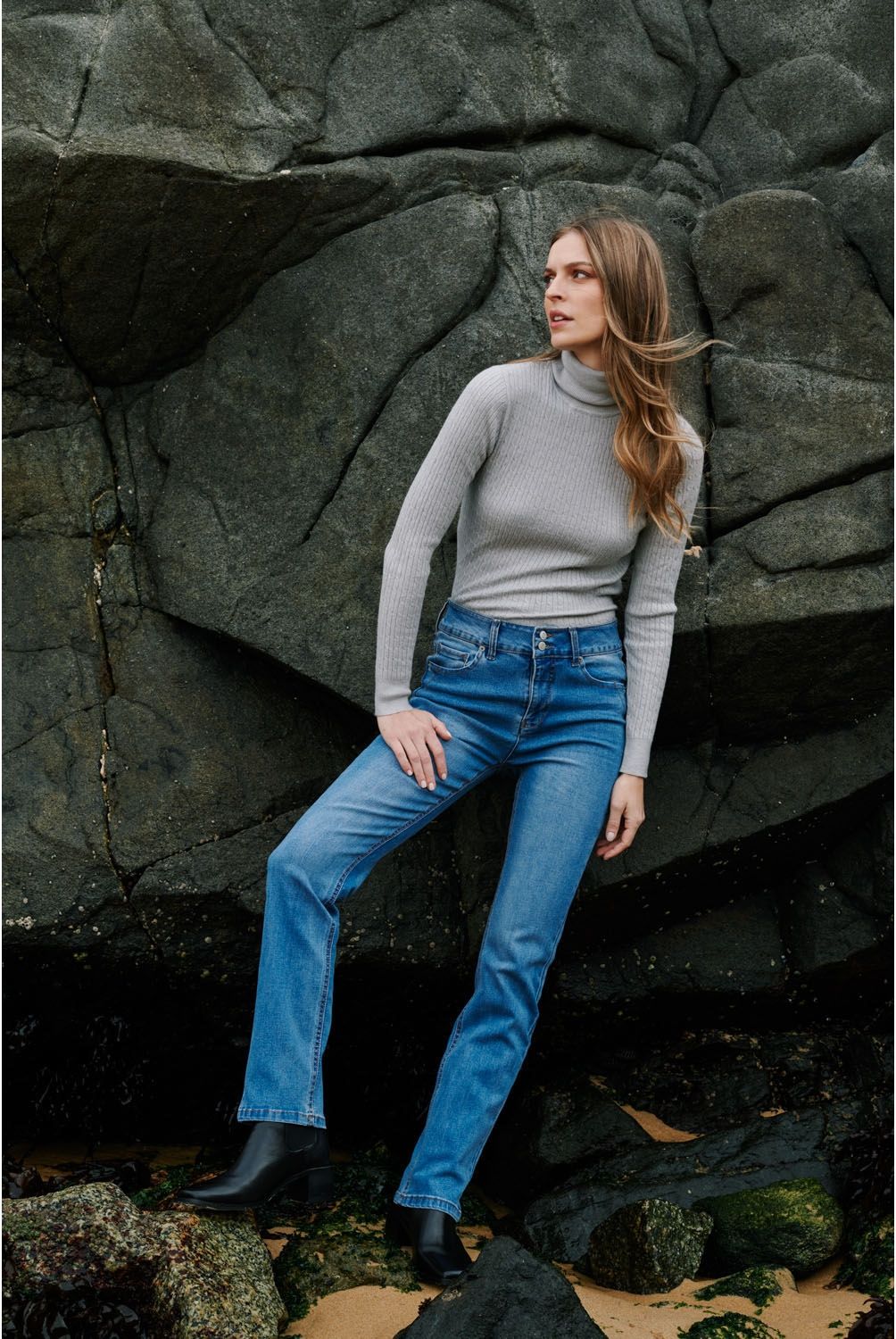 UNIVERSITY CLUB - Jeans University Club Boot Cut Tiro Medio Mujer Algodón Stretch