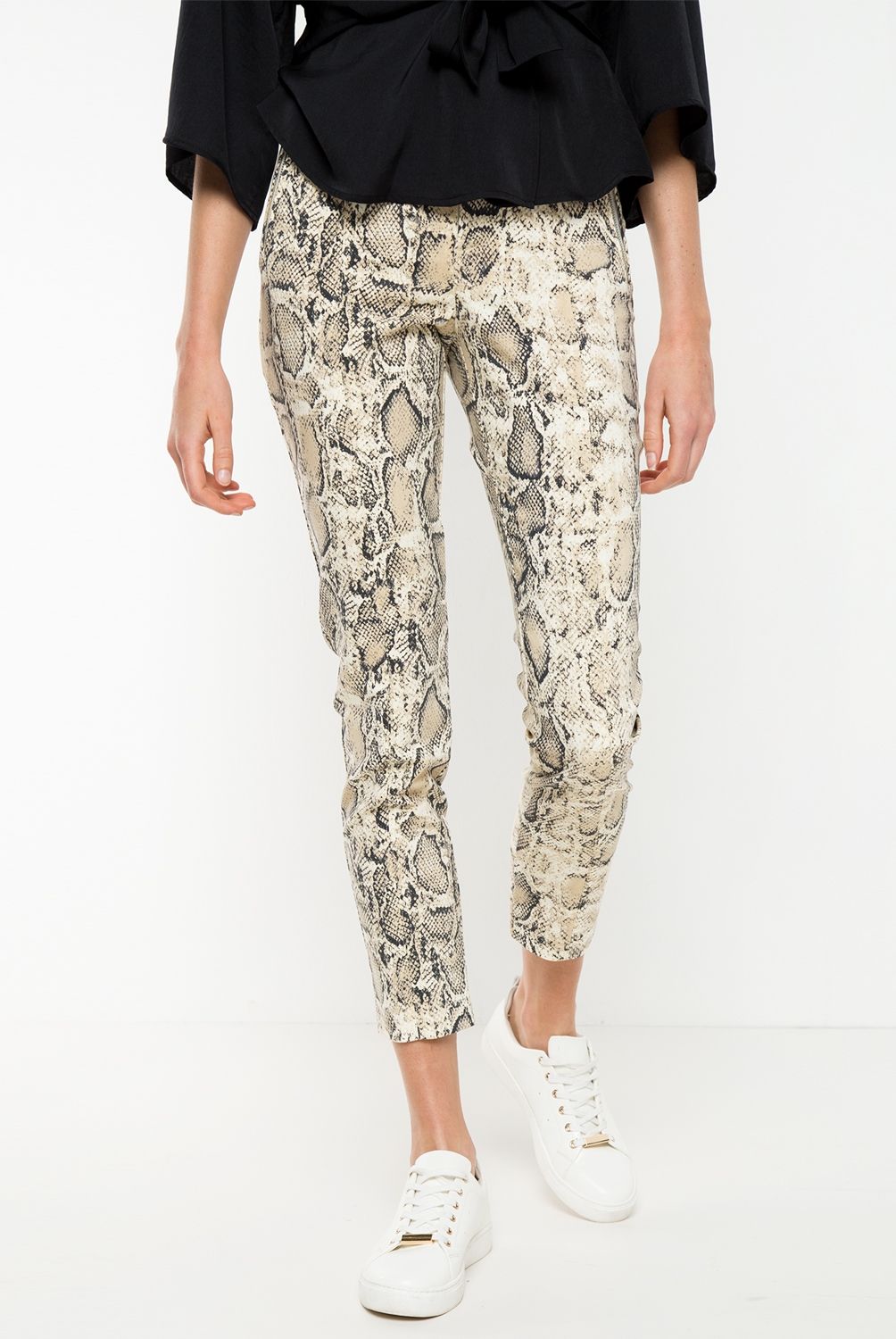 BASEMENT - Pantalón Regular Tiro Medio Mujer