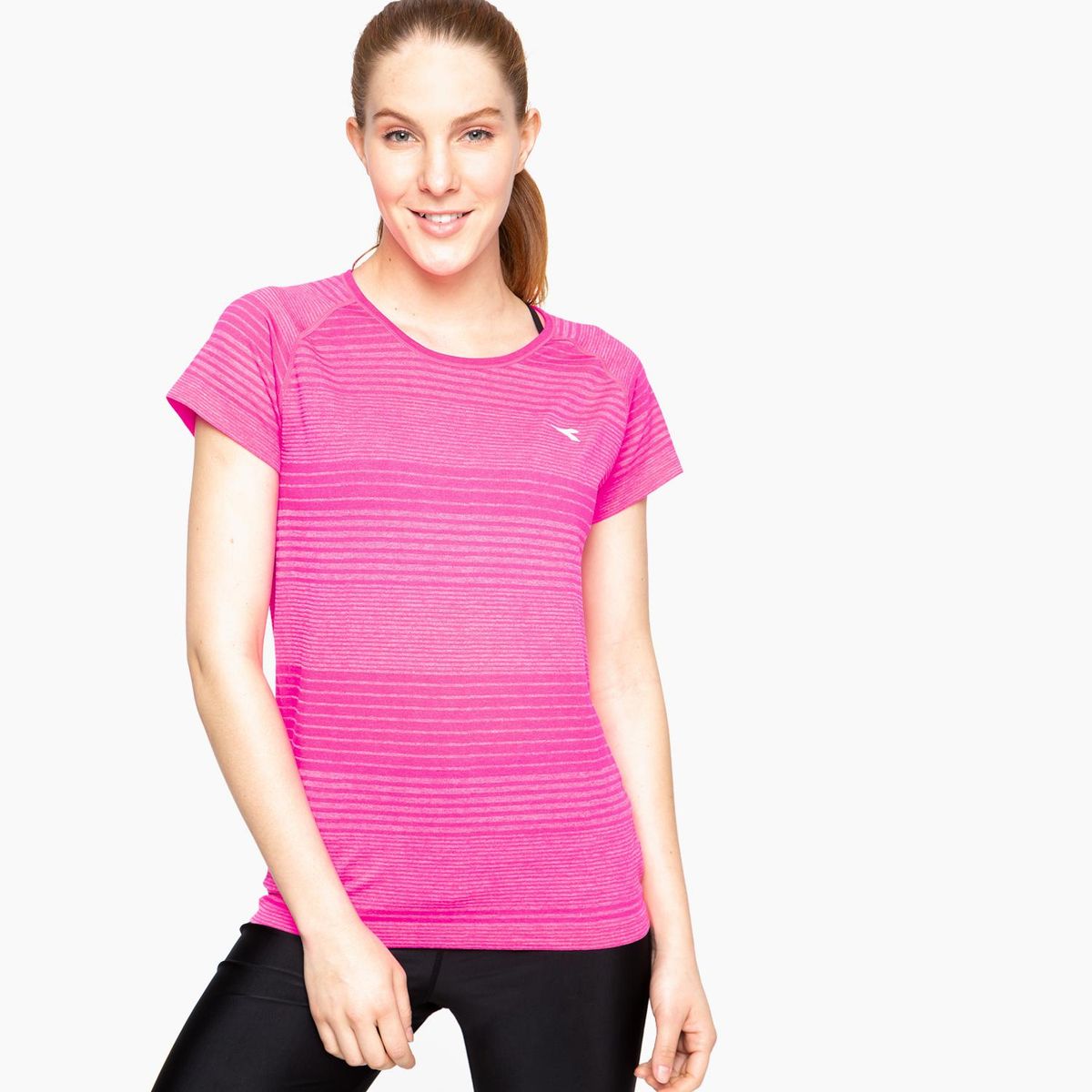DIADORA - Polera deportiva Fitness Mujer TS.W.SEAM.S20