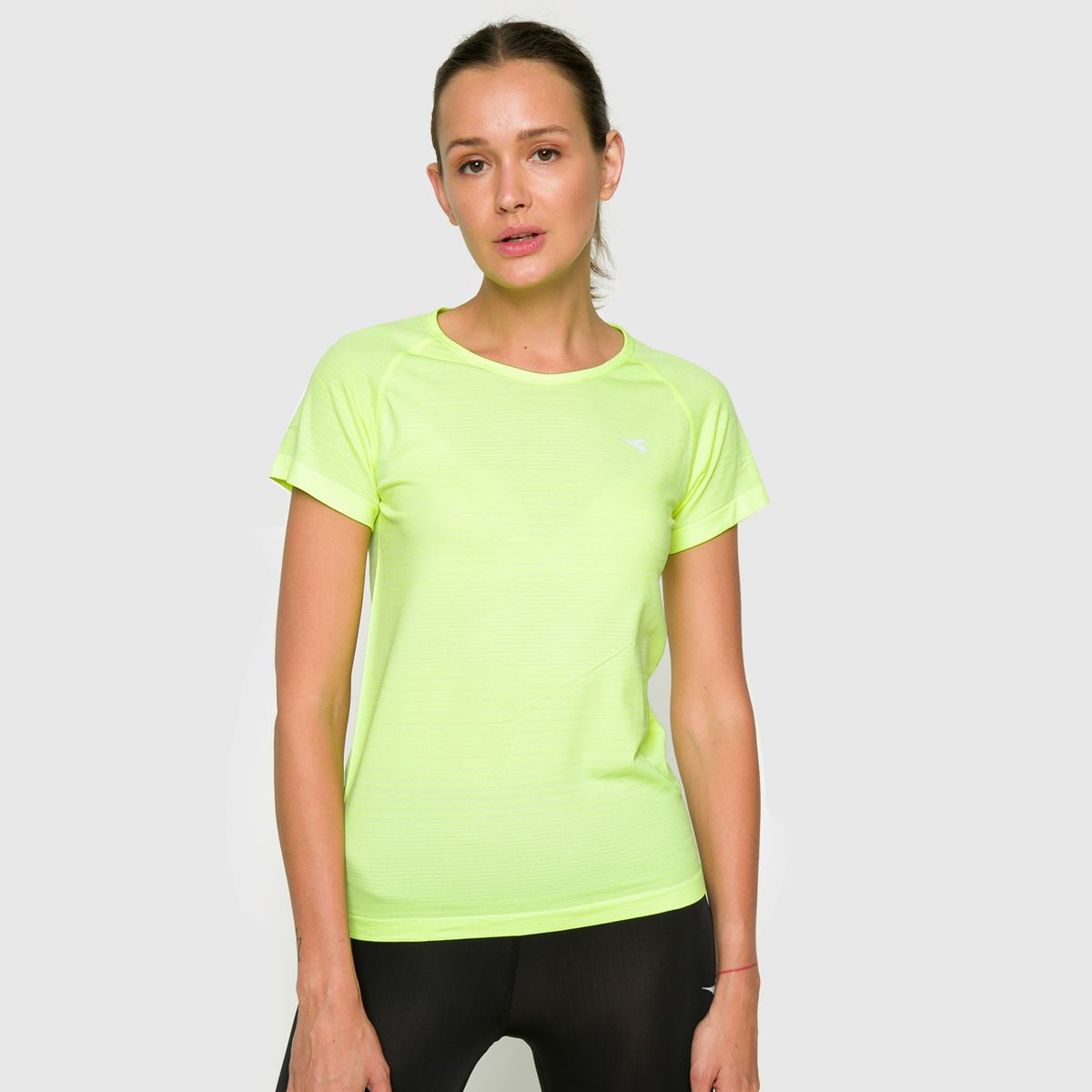 DIADORA - Polera deportiva Fitness Mujer TS.W.SEAM.S20