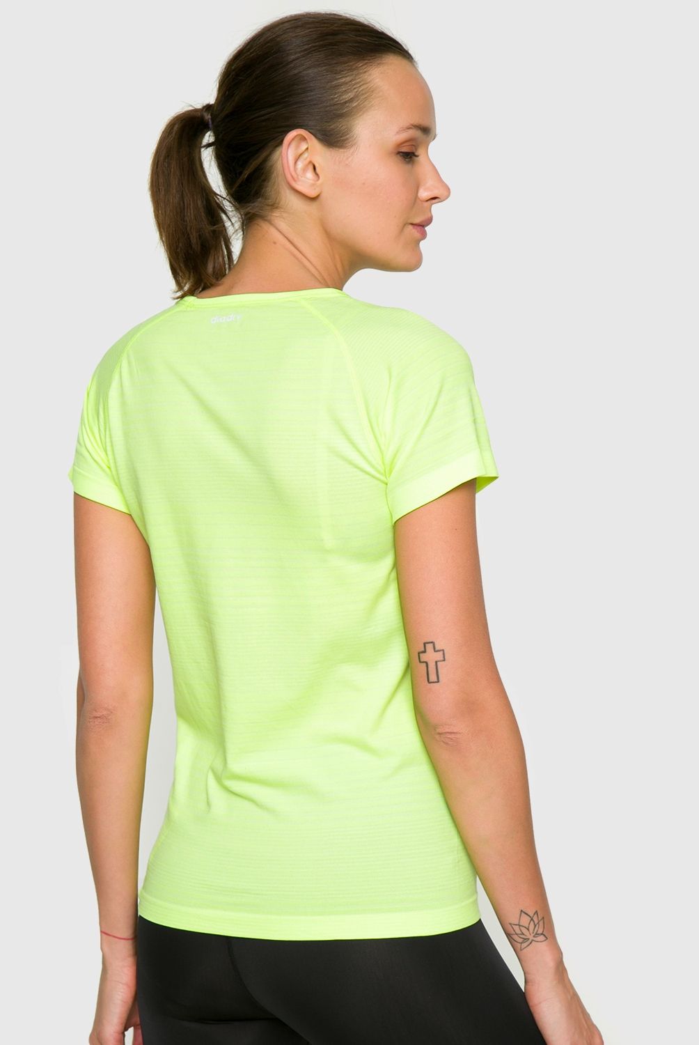 DIADORA - Polera deportiva Fitness Mujer TS.W.SEAM.S20