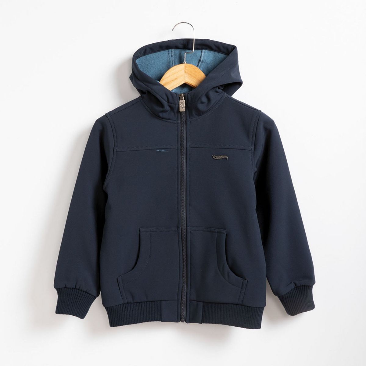 HOT WHEELS - Hot Wheels Softsheel Escolar , 94% Poliester 6% Elastano, Con Gorro , Pretina Y Puños Dobles ,1 Bolsillo Tipo Canguro, Incluye Etiqueta De Nombre