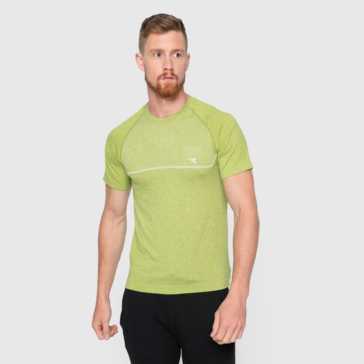 DIADORA - Polera Deportiva Hombre Seam