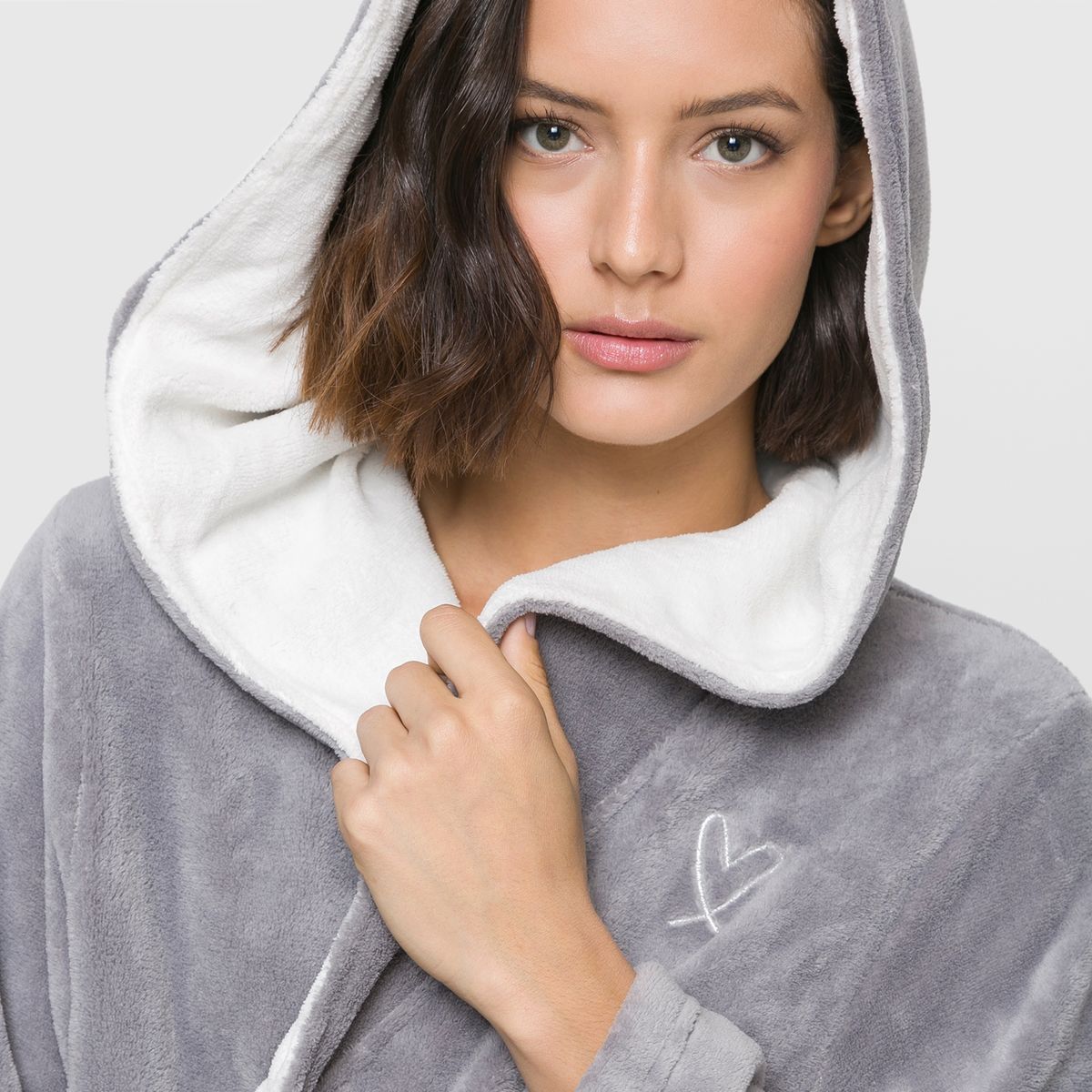 UNIVERSITY CLUB - Bata