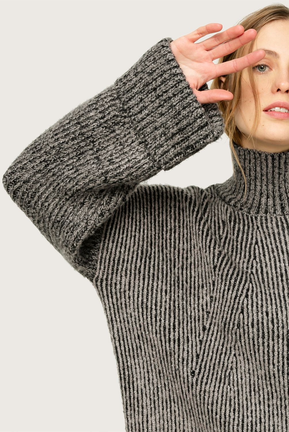 BASEMENT - Sweater Manga Larga Mujer