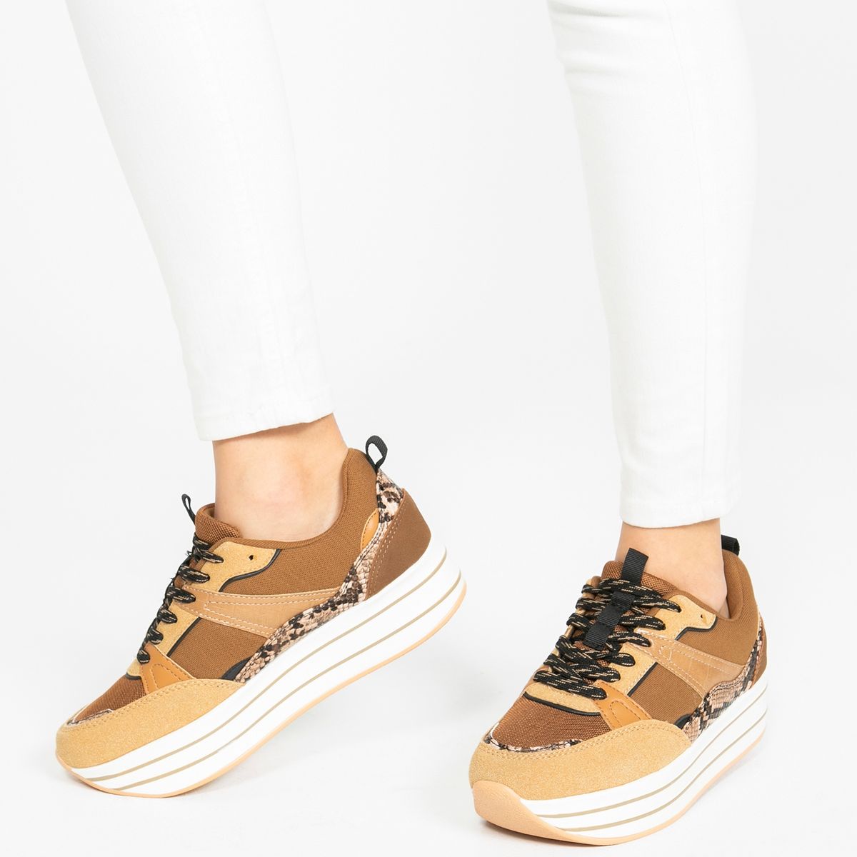 BASEMENT - Zapatilla Urbana Mujer Café