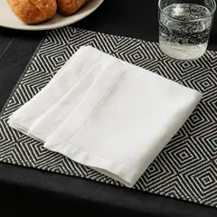 BASEMENT HOME - Set de 2 Servilletas Algodón Cuadradas Caladas