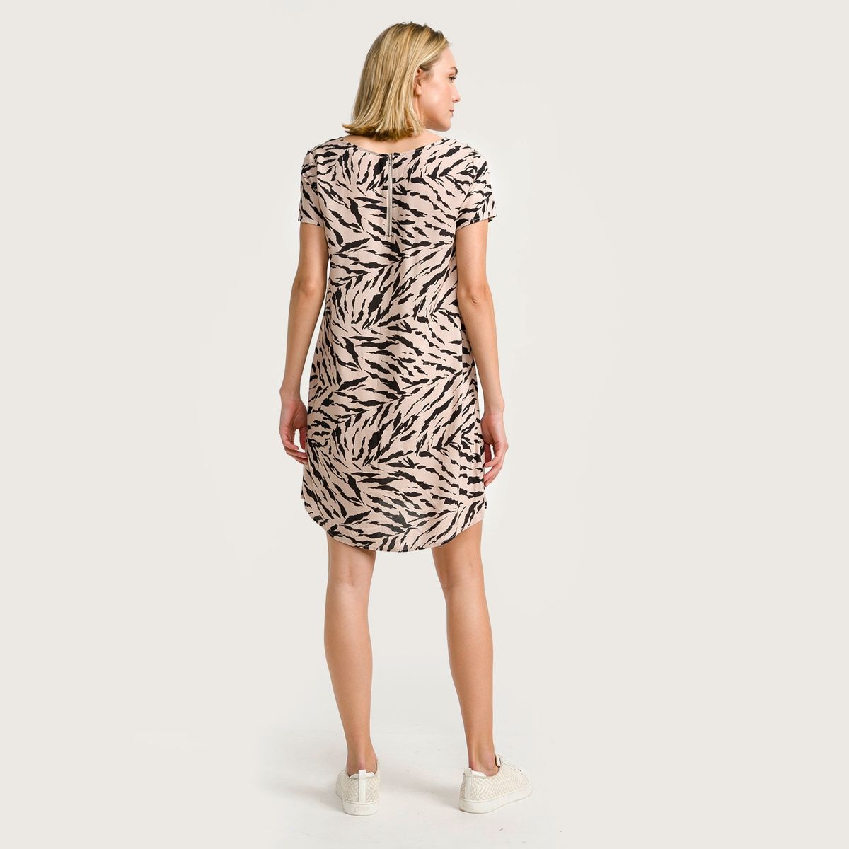 UNIVERSITY CLUB - Vestido Corto Mujer