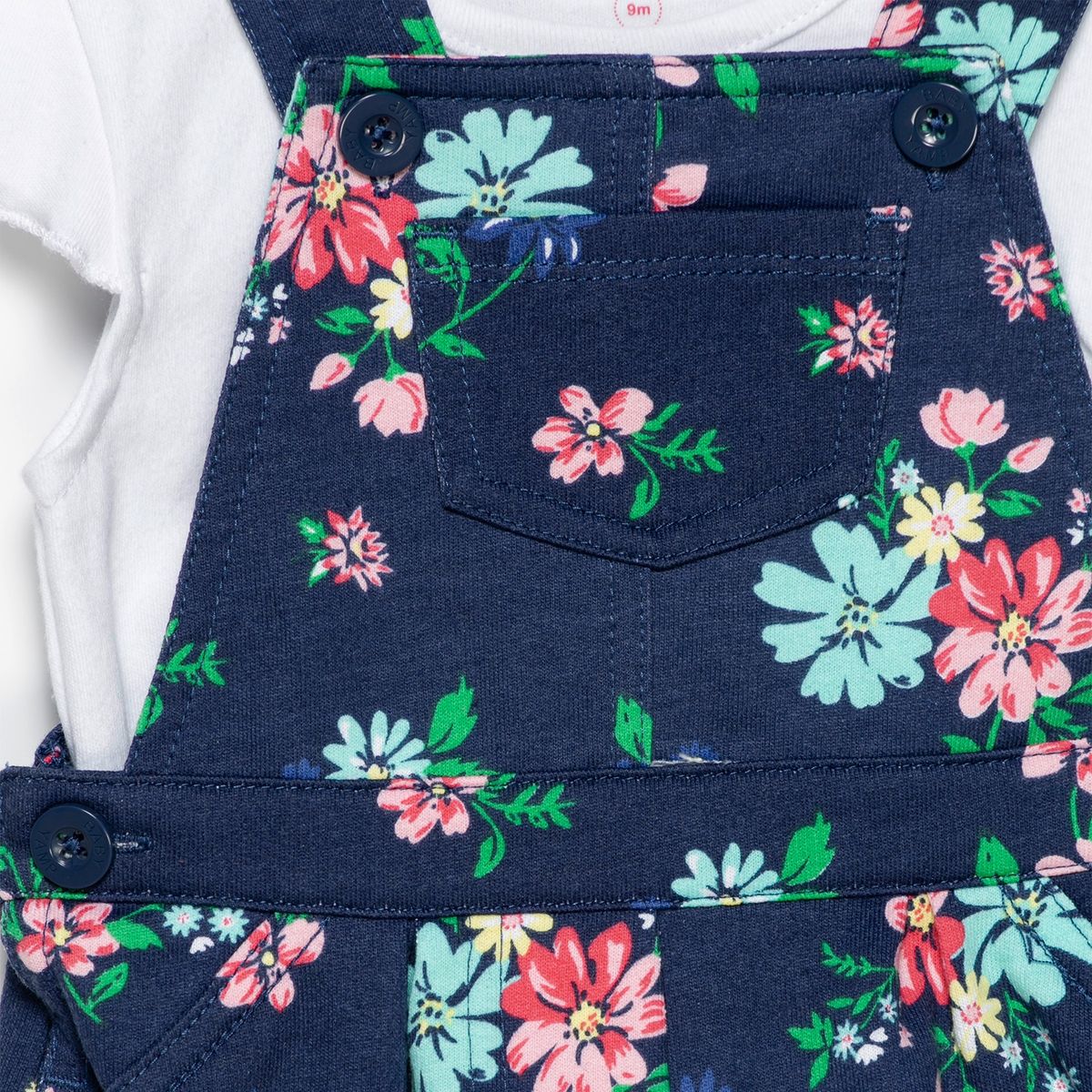 YAMP - Set 2 Piezas Jardinera + Body Bebé