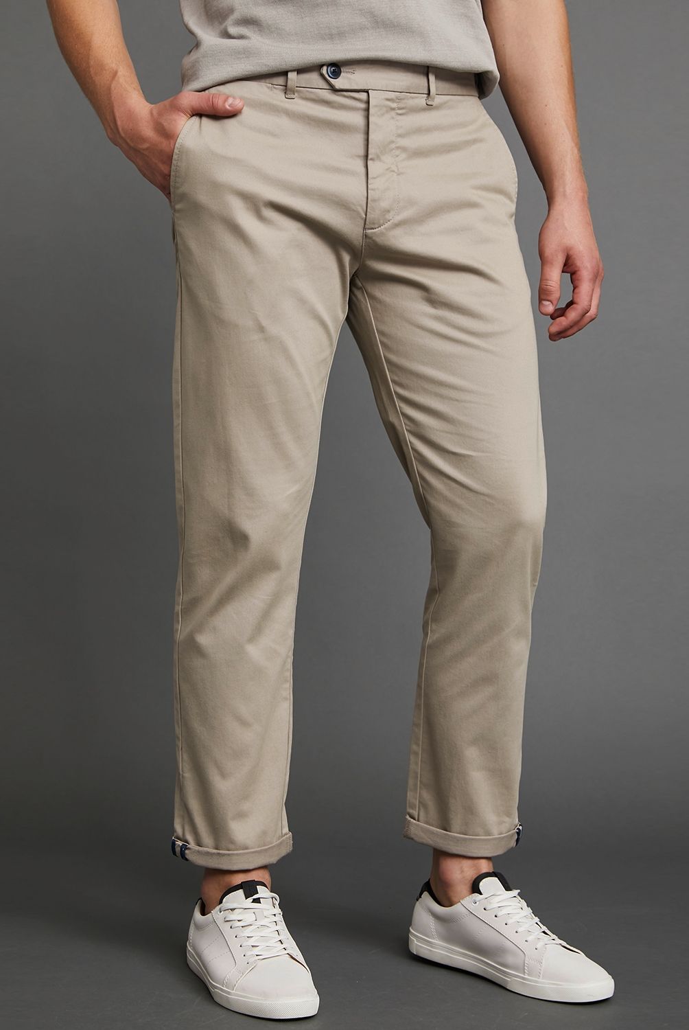 WOLF&HANK - Pantalón Chino Satin Hombre