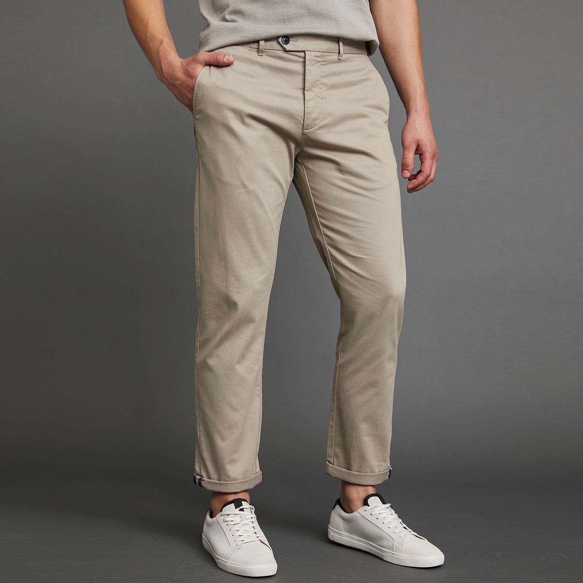 WOLF&HANK - Pantalón Chino Satin Hombre