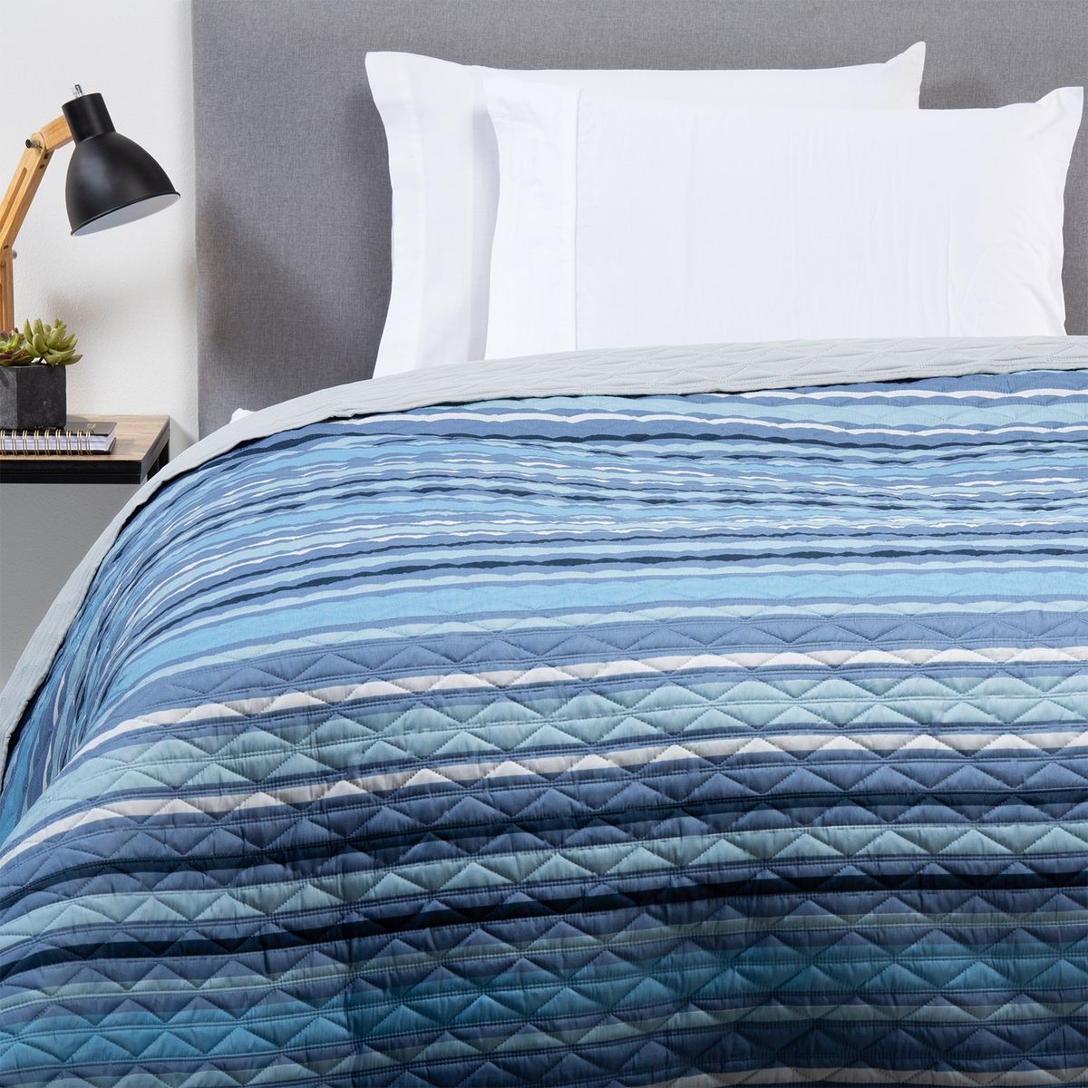 AMBIENTA - Cubrecama Stripes Frío Ambienta