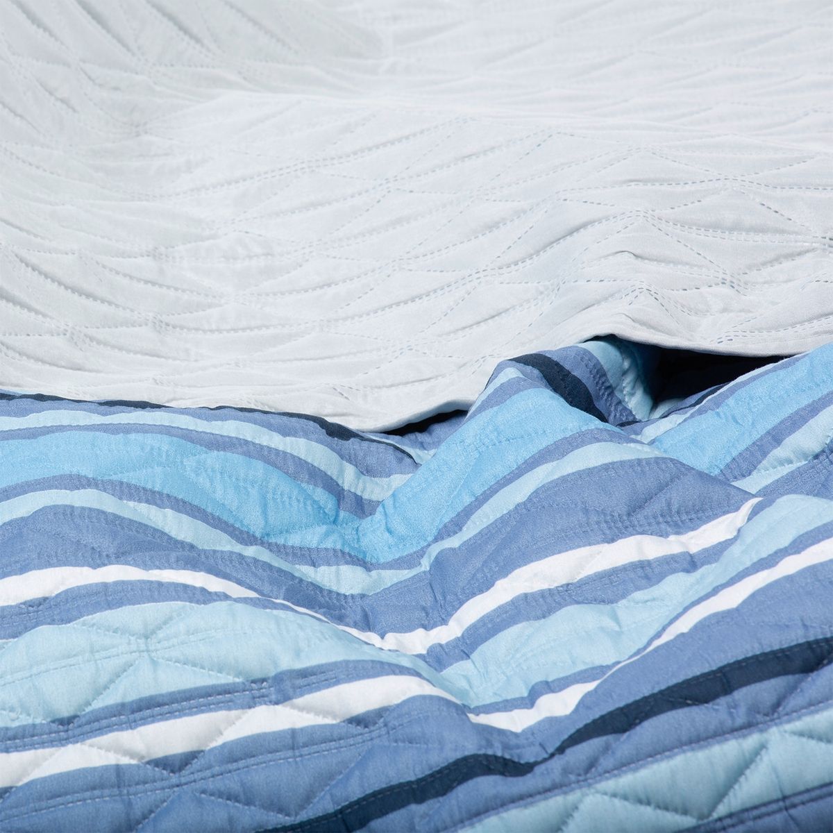 AMBIENTA - Cubrecama Stripes Frío Ambienta