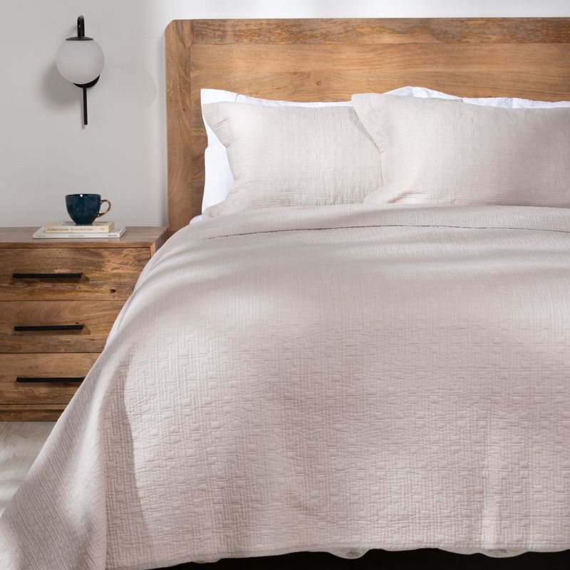 BASEMENT HOME - Cubrecama Quilt New Liso Bei Basement Home