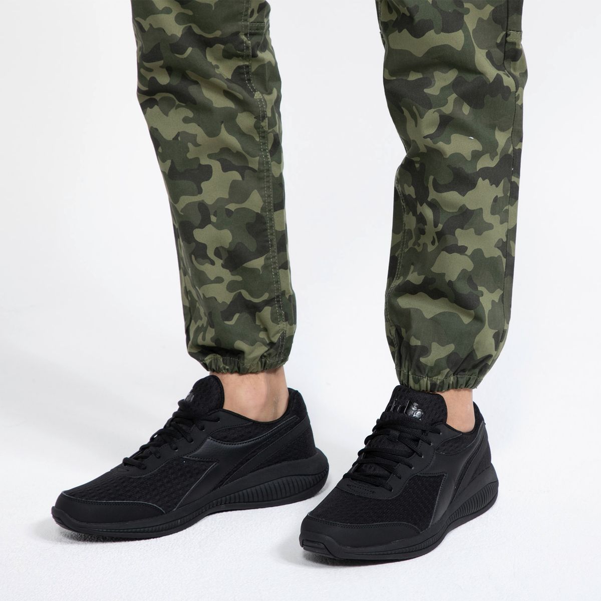 DIADORA - Zapatilla Running Hombre Negro Diadora