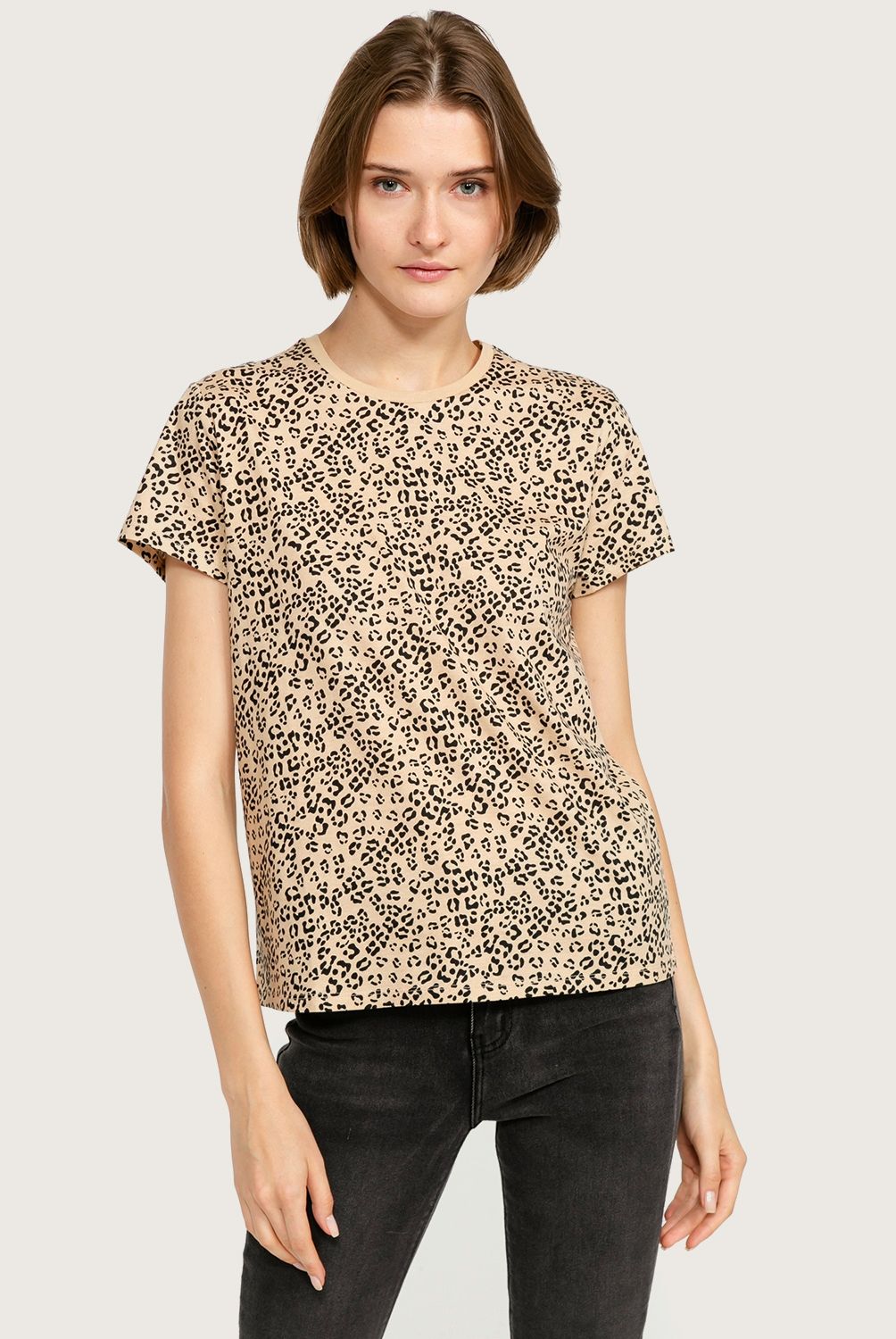 BASEMENT - Polera Manga Corta Mujer