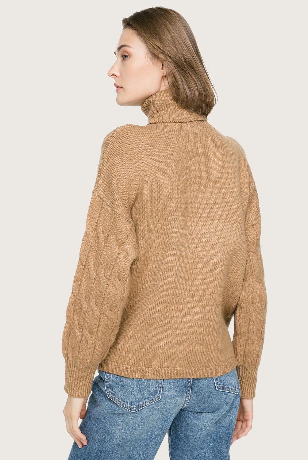 BASEMENT - Sweater mujer