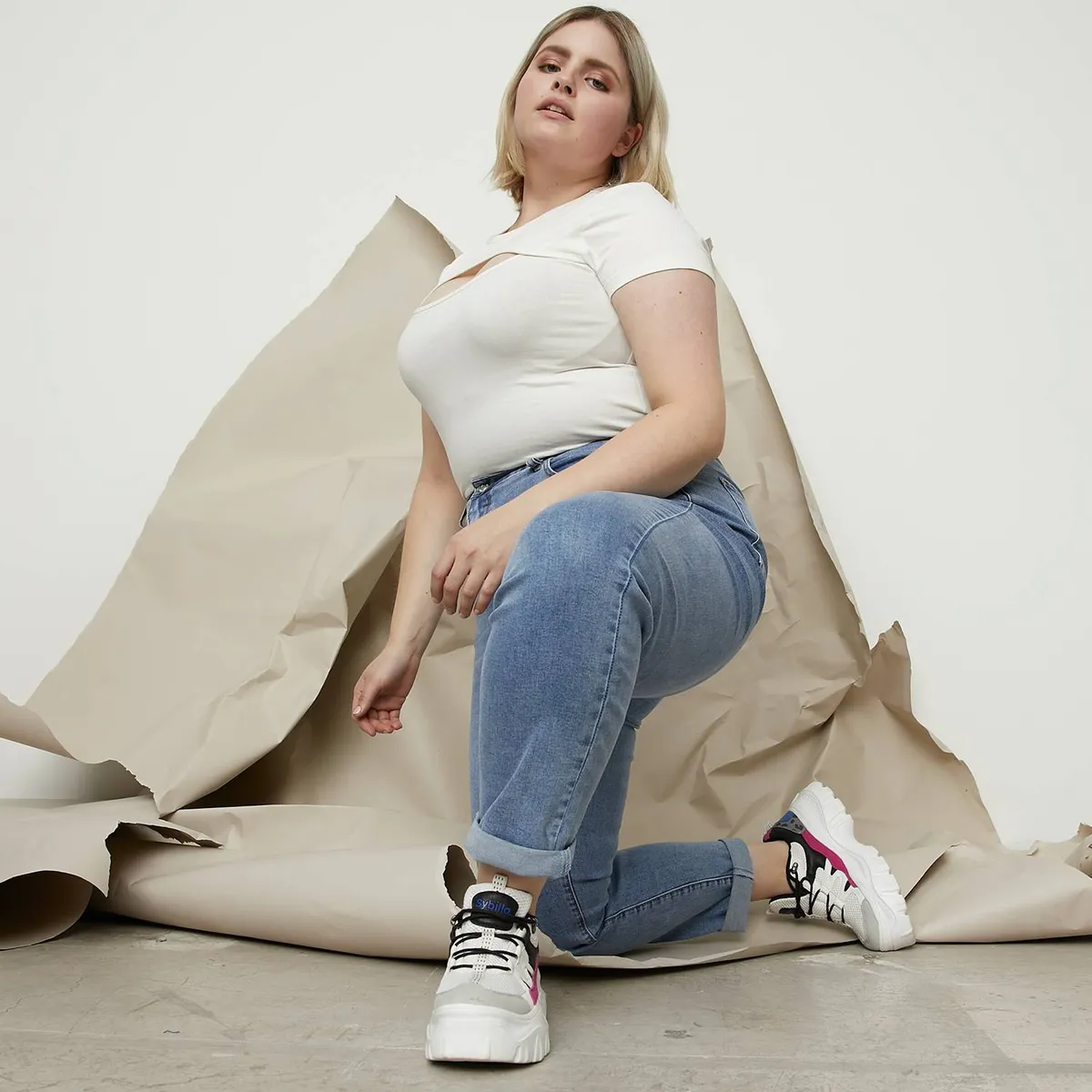 SYBILLA - Jeans Mom Megan Plus Tiro Medio Mujer Sybilla