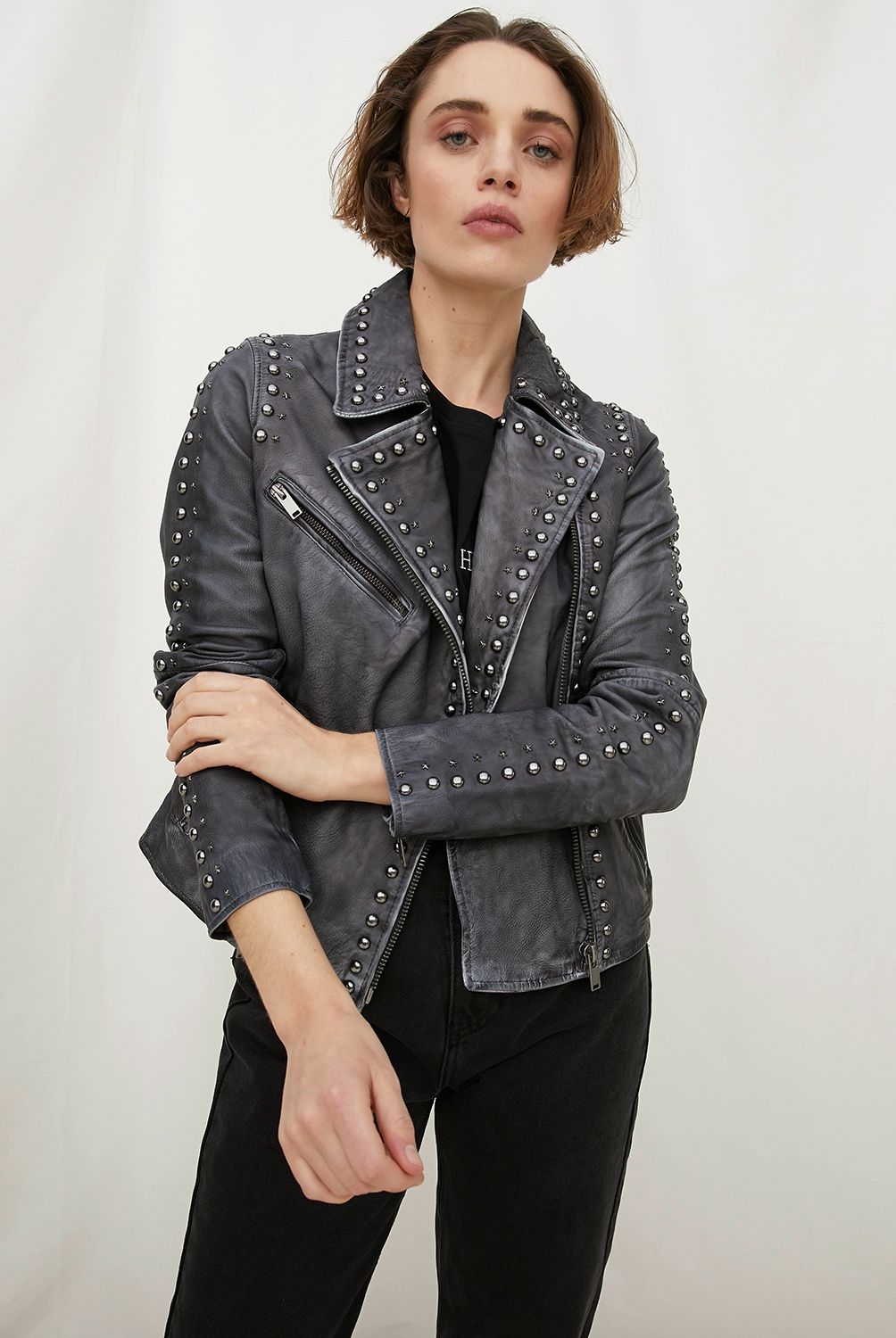 BASEMENT - Chaqueta Cuero Tachas Mujer
