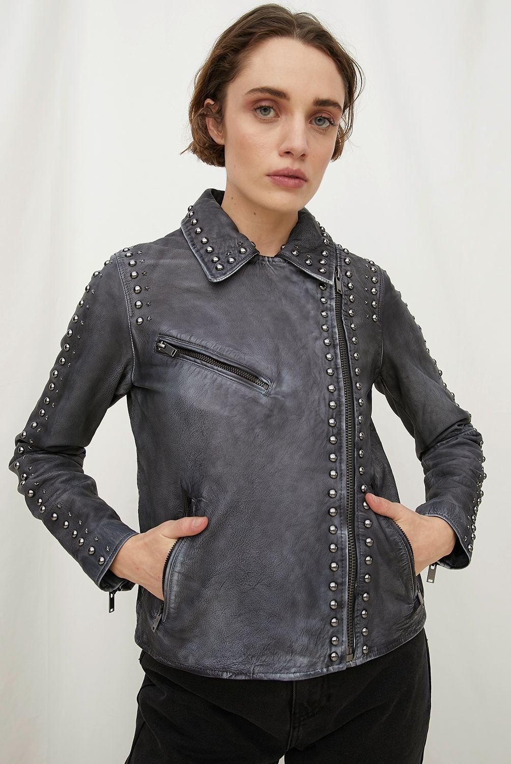 BASEMENT - Chaqueta Cuero Tachas Mujer
