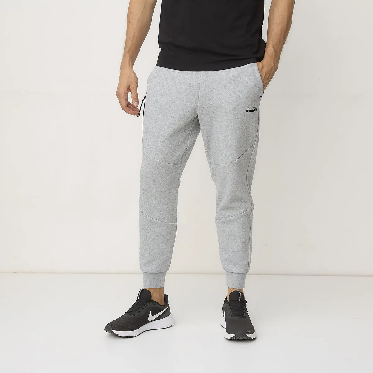 DIADORA - Pantalón De Buzo Jogger Cintura Elástica Bolsillos Hombre Diadora