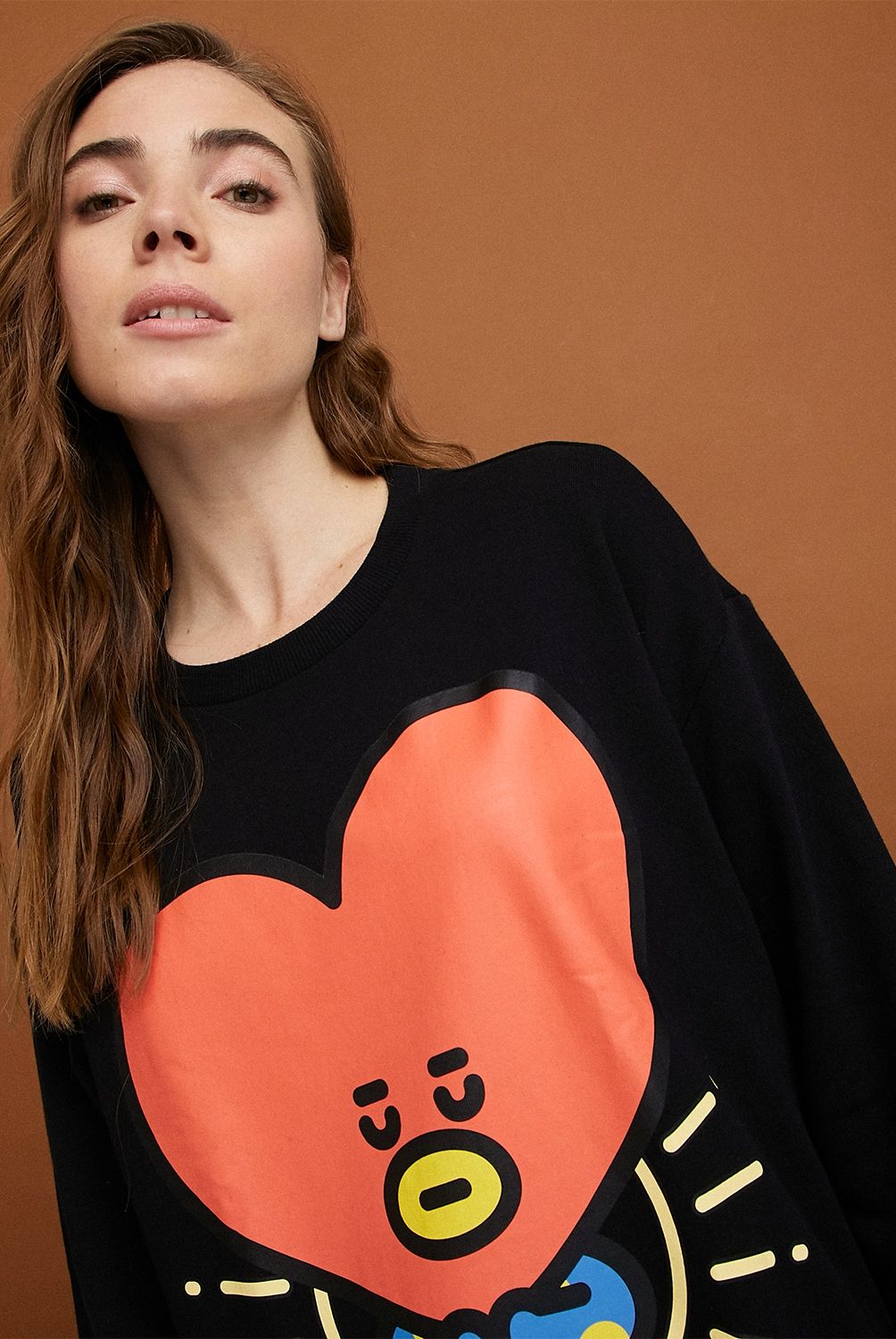 SYBILLA - Polerón Bt21 Mujer