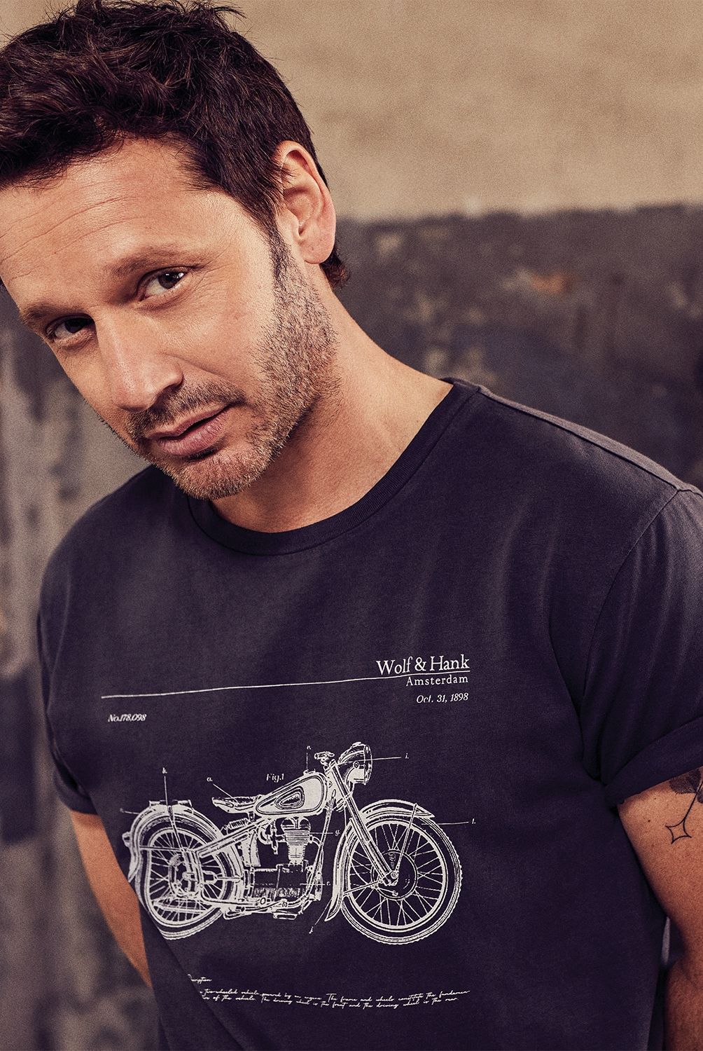 WOLF&HANK - Polera Manga Corta Algodón Premium Hombre Wolf&Hank
