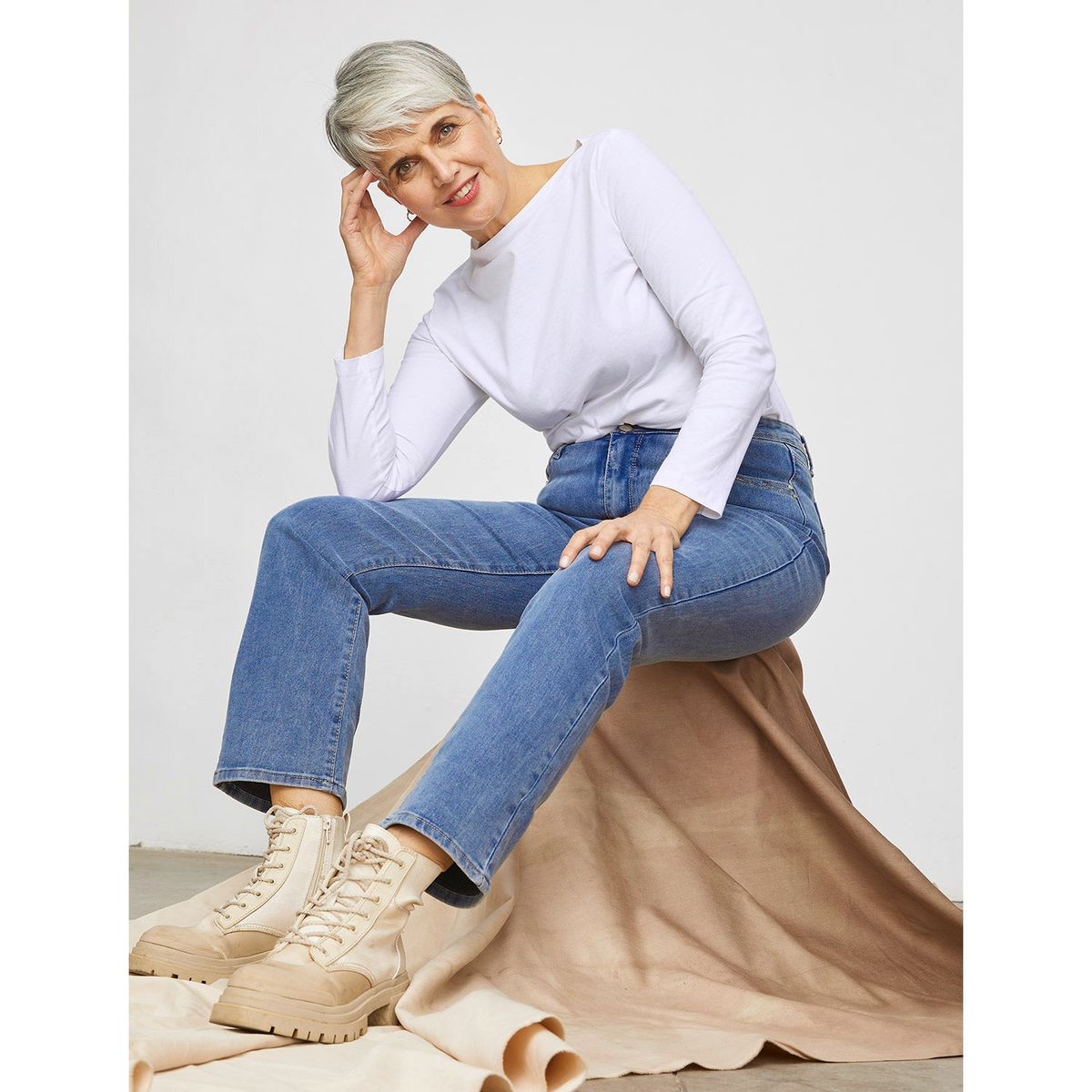 NEWPORT - Jeans Recto Tiro Alto Newport Mujer Denim Casual