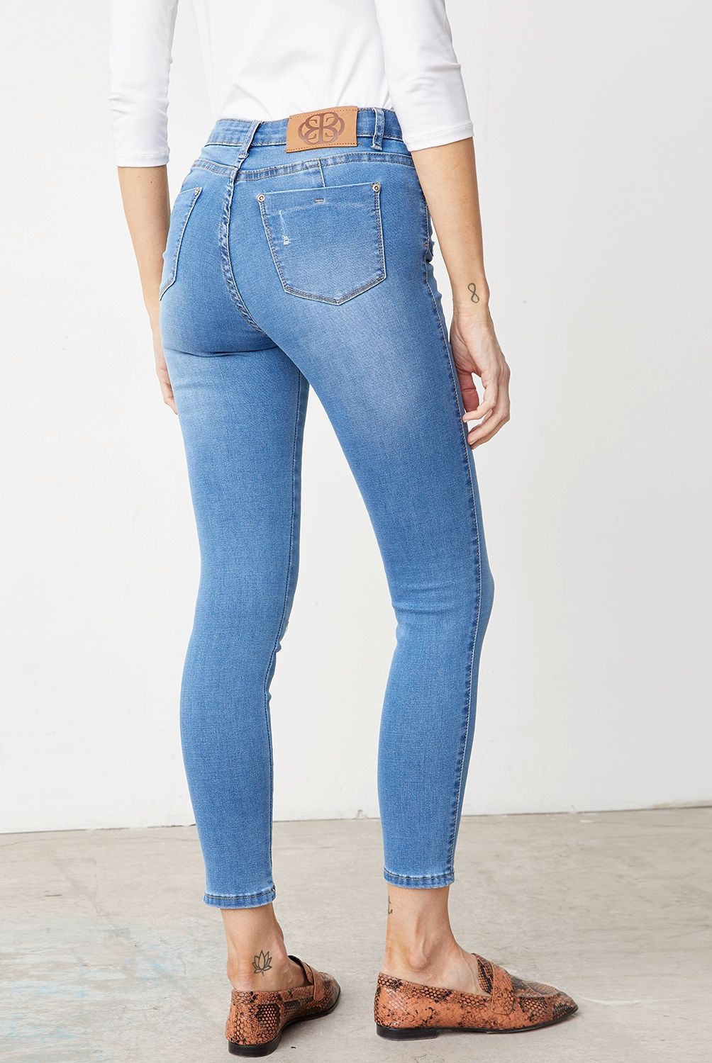 APOLOGY - Jeans Skinny Tiro Medio Mujer Cecilia Bolocco Para Apology