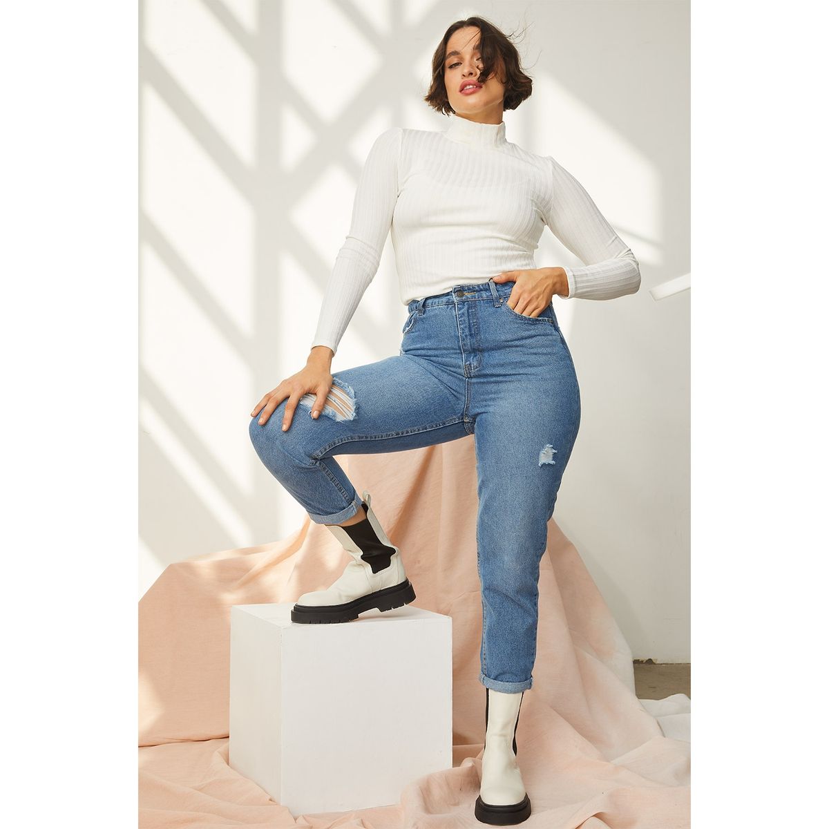 BASEMENT - Jeans Mom Tiro Alto Mujer Basement