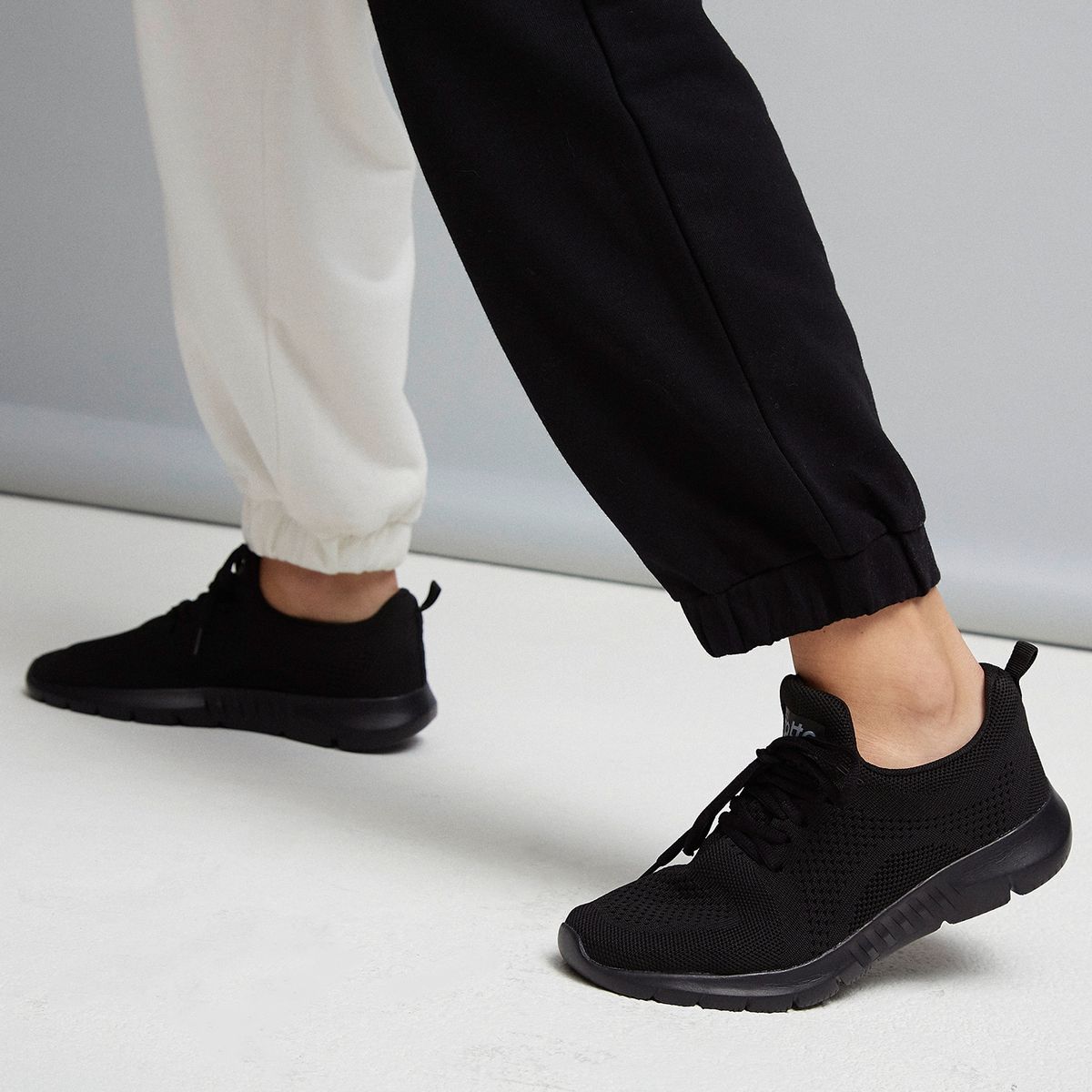FRATTA - Zapatilla Running Mujer Fratta