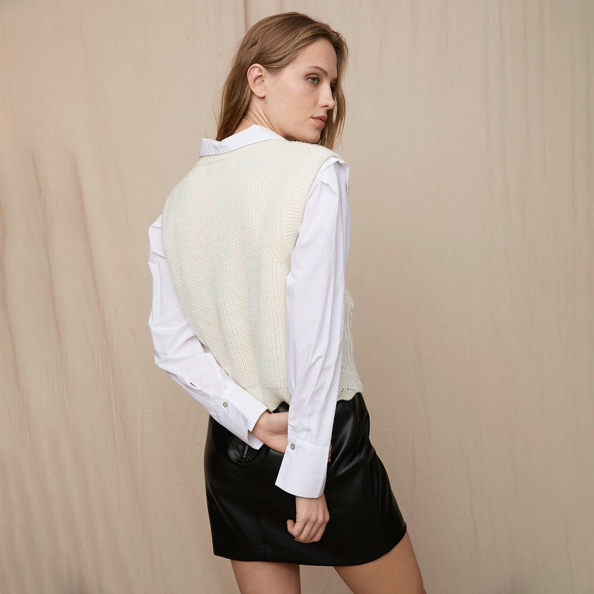 BASEMENT - Sweater Mujer