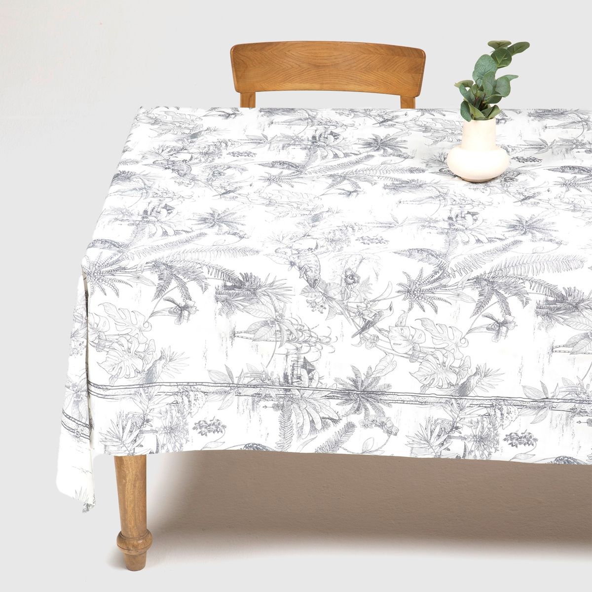 BASEMENT HOME - Mantel Ave Tropical Basement Home