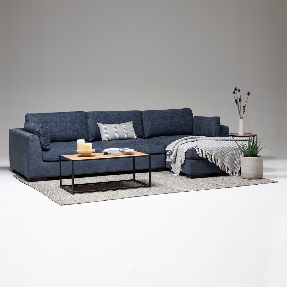 BASEMENT HOME - Sofá Seccional Derecho Gustavo Basement Home