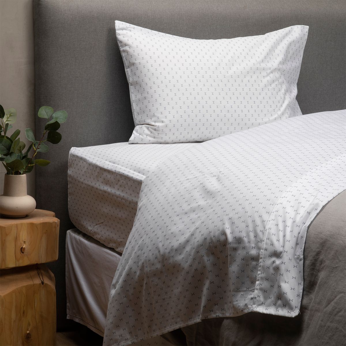 BASEMENT HOME - Juego de Sábanas Polialgodón 180 Hilos Atlanta