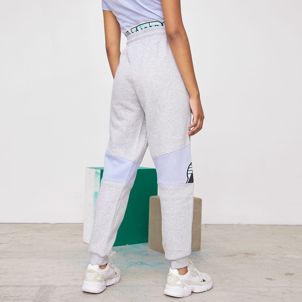 NBA - Pantalón de Buzo Mujer NBA