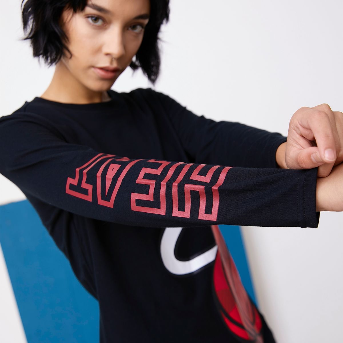 NBA - Polera Manga Larga Mujer Nba