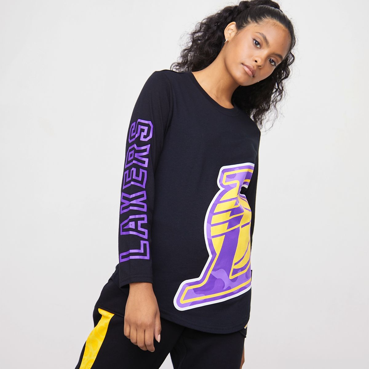 NBA - Polera Manga Larga Mujer Nba