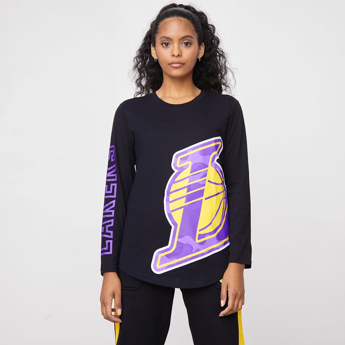 NBA - Polera Manga Larga Mujer Nba
