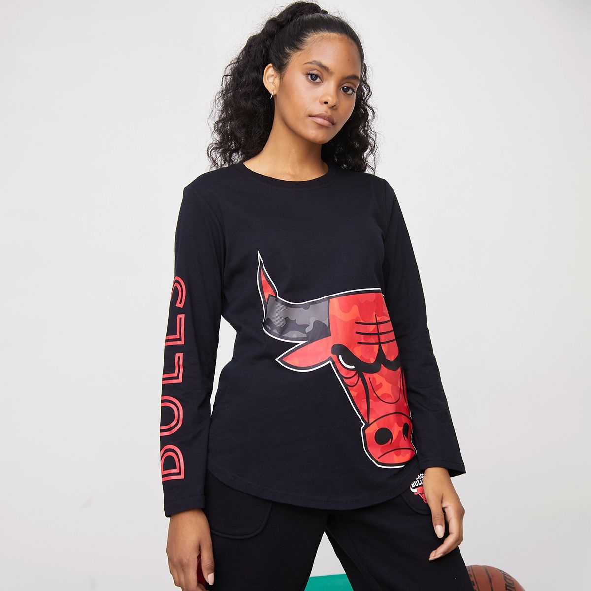 NBA - Polera Manga Larga Mujer Nba