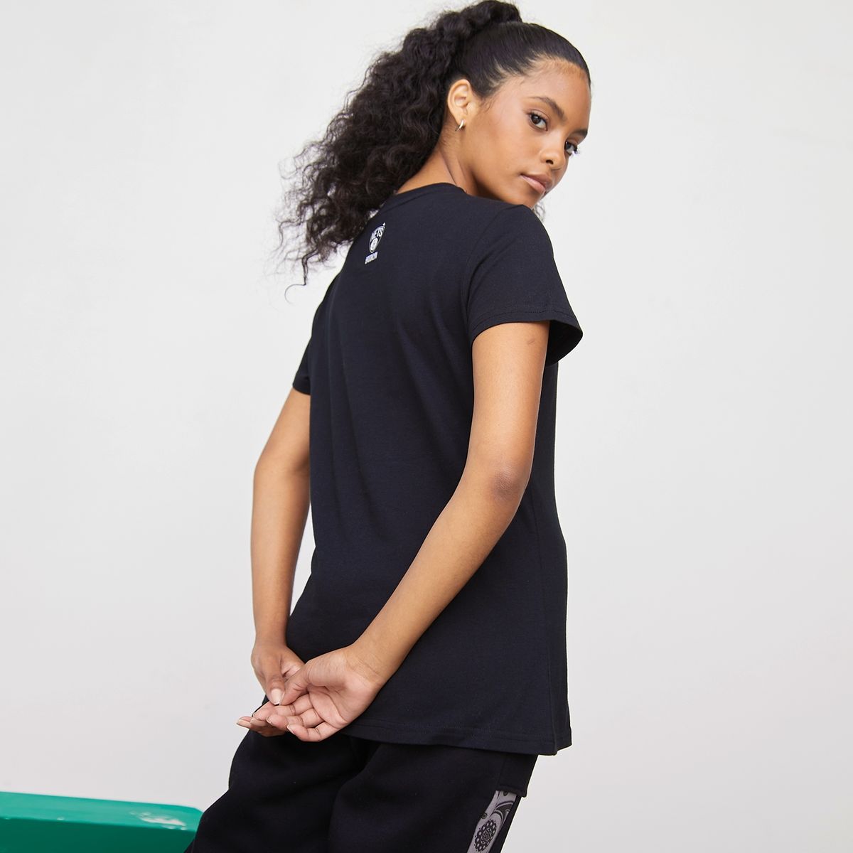 NBA - Polera Manga Corta Mujer Nba