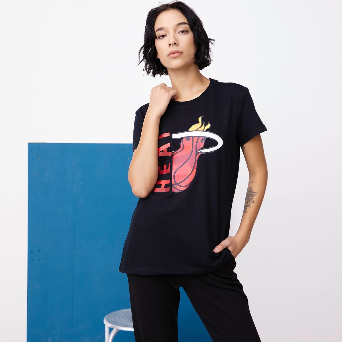 NBA - Polera Manga Corta Mujer Nba