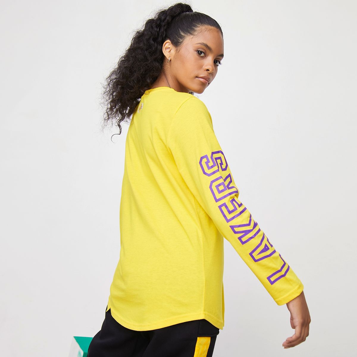 NBA - Polera Manga Larga Mujer Nba